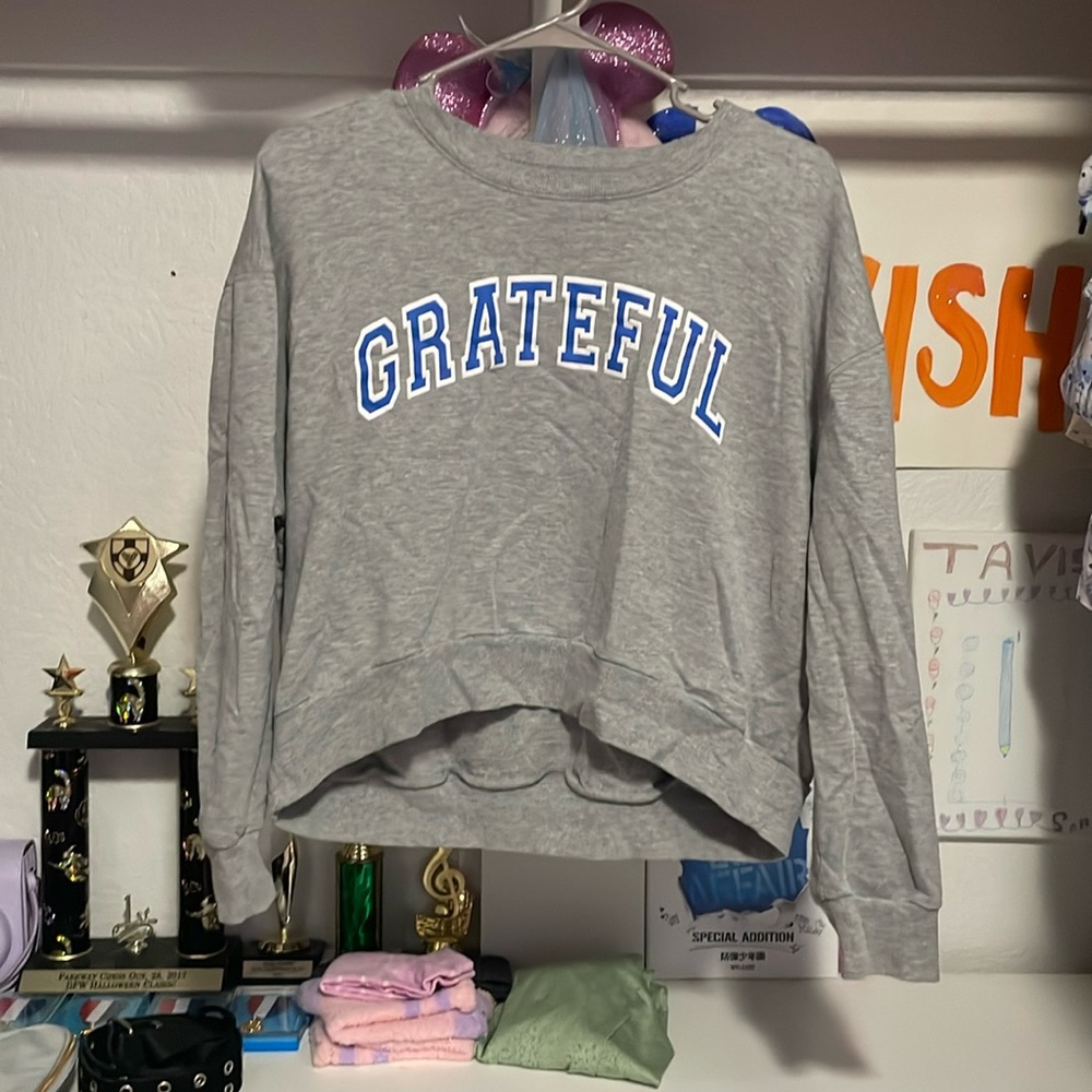 Cropped Crewneck